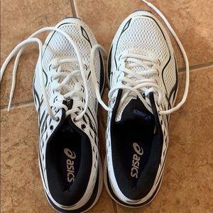 ASICS Gel Cumulus running shoes